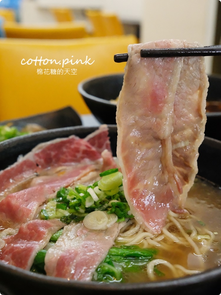 台中牛肉麵推薦|逢甲周邊洄味牛肉麵暗藏個人版麻辣鍋～大推牛三寶麵