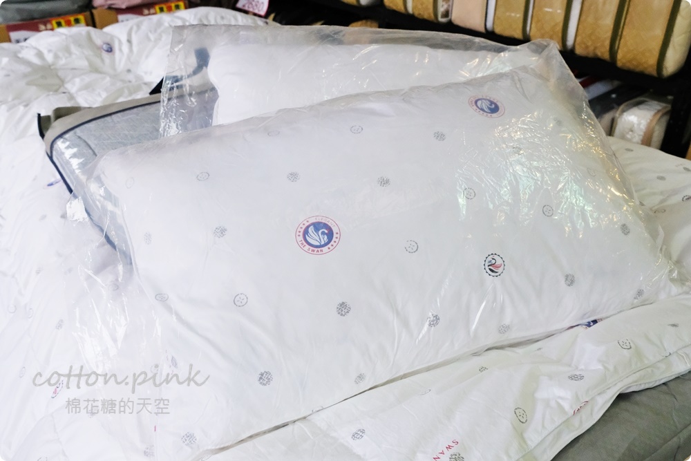 年度最殺寢具開倉特賣！只有十天~天絲床包、羊毛被、羽絨被…多款枕頭買一送一～詢問度爆表中