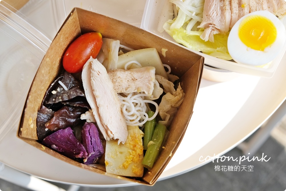 台中鹹水雞這家最文青！便當外送也能點咕蔬搖～六種獨家醬料超特別