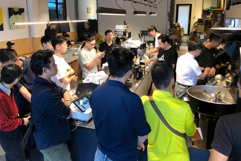 只有一晚！台中多家咖啡廳齊聚快閃為公益～喝完一輪價值多少你決定！
