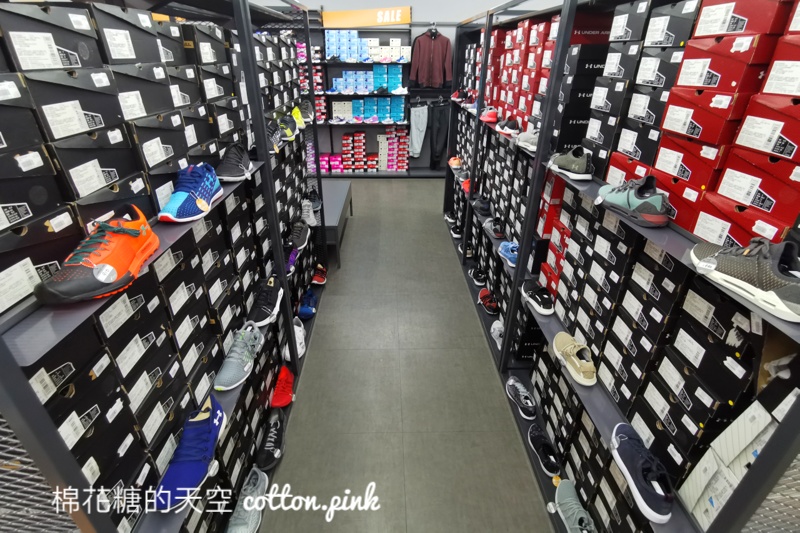 OUTLET全民運動月12/31開賣！SKECHER、UA鞋款990元起！必搶商品獨家曝光！