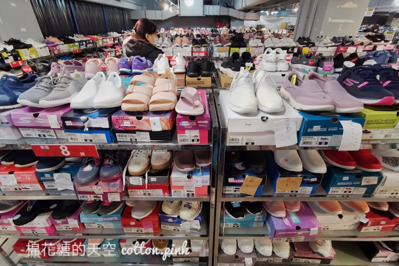 OUTLET全民運動月12/31開賣！SKECHER、UA鞋款990元起！必搶商品獨家曝光！