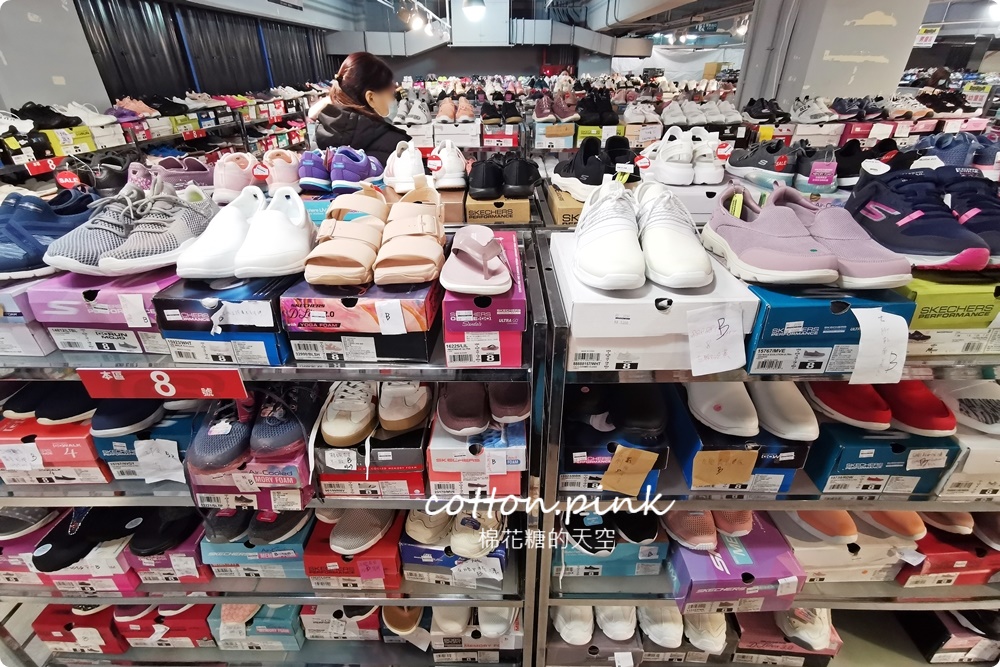 2021第一波運動鞋特賣快來逛！最後兩週～SKECHERS、Under Armour、FILA、NB、PUMA超狂990元起！