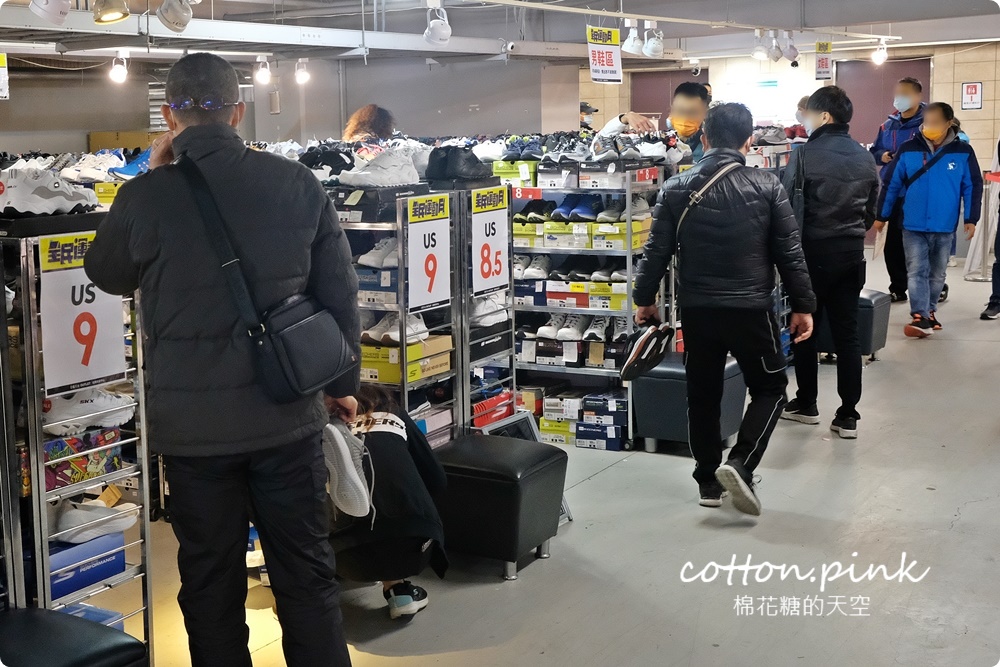 2021第一波運動鞋特賣快來逛！最後兩週～SKECHERS、Under Armour、FILA、NB、PUMA超狂990元起！