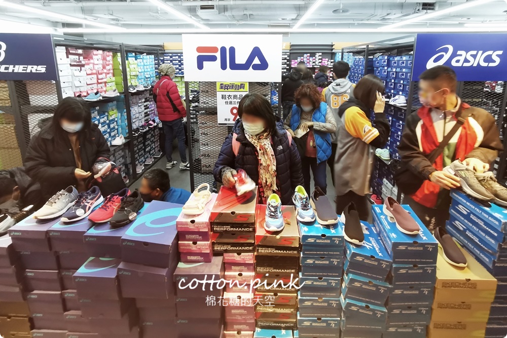 2021第一波運動鞋特賣快來逛！最後兩週～SKECHERS、Under Armour、FILA、NB、PUMA超狂990元起！