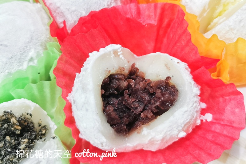 台中少見麻糬包花生顆粒！還有獨特奶酥口味超大顆～銘人堂低調店面麻糬高人氣