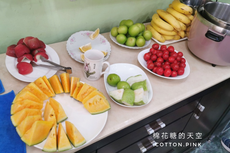水果吃到飽！中教大旁這家餐廳超人氣～義大利麵、石鍋拌飯～9食圓連焗烤都有喔！