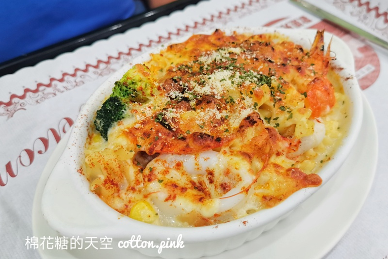 水果吃到飽！中教大旁這家餐廳超人氣～義大利麵、石鍋拌飯～9食圓連焗烤都有喔！
