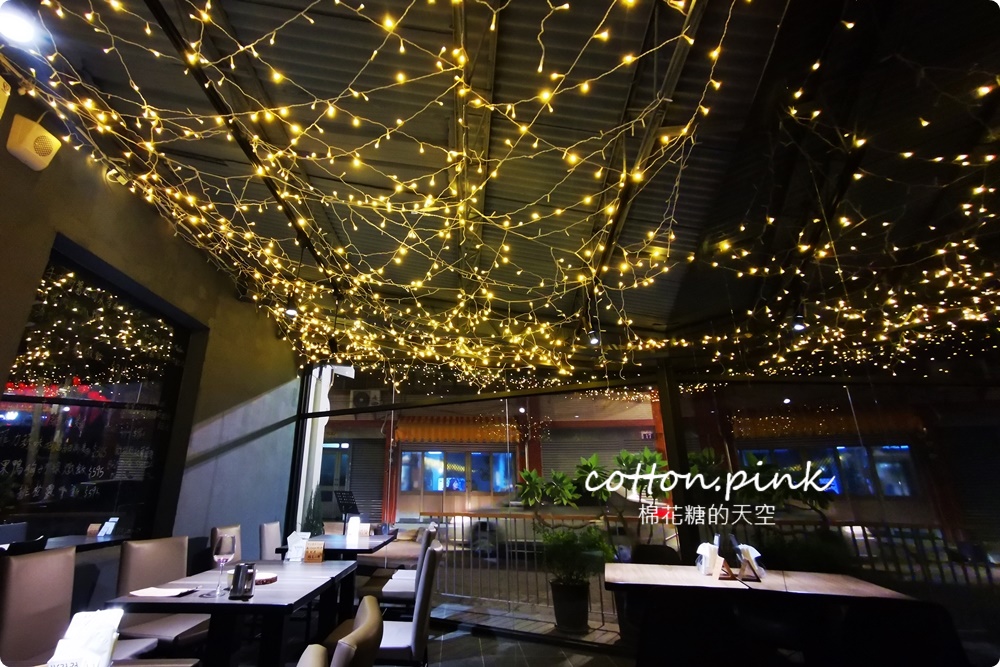台中大里人氣早午餐晚餐時段開賣！WPAPA Teppanyaki超美星星餐廳夜間限定～大推手工麵