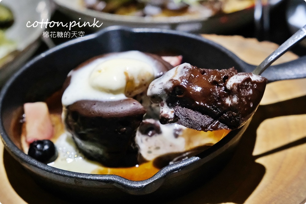 台中大里人氣早午餐晚餐時段開賣！WPAPA Teppanyaki超美星星餐廳夜間限定～大推手工麵
