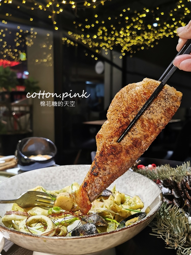 台中大里人氣早午餐晚餐時段開賣！WPAPA Teppanyaki超美星星餐廳夜間限定～大推手工麵