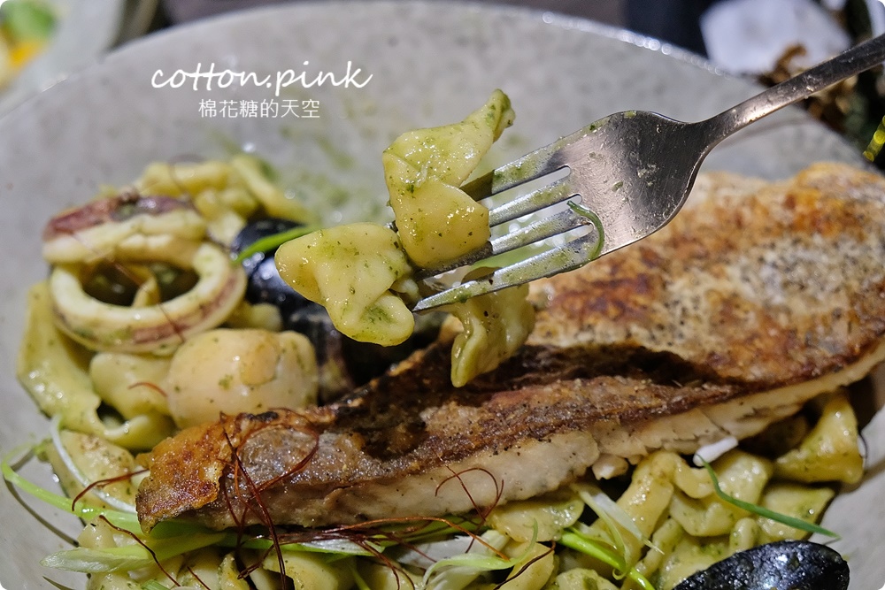 台中大里人氣早午餐晚餐時段開賣！WPAPA Teppanyaki超美星星餐廳夜間限定～大推手工麵