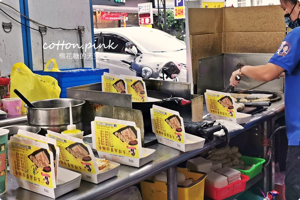 台中必吃一麵三吃麻醬麵加蘿蔔糕四合一完美套餐！古早味推薦-立偉麵食就在太原路