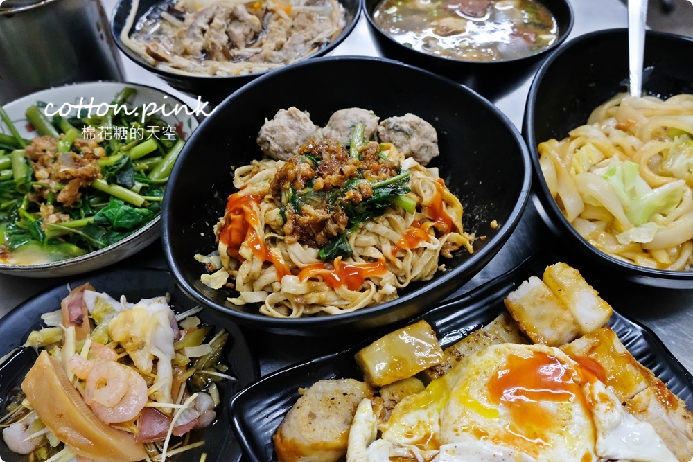 台中必吃一麵三吃麻醬麵加蘿蔔糕四合一完美套餐！古早味推薦-立偉麵食就在太原路
