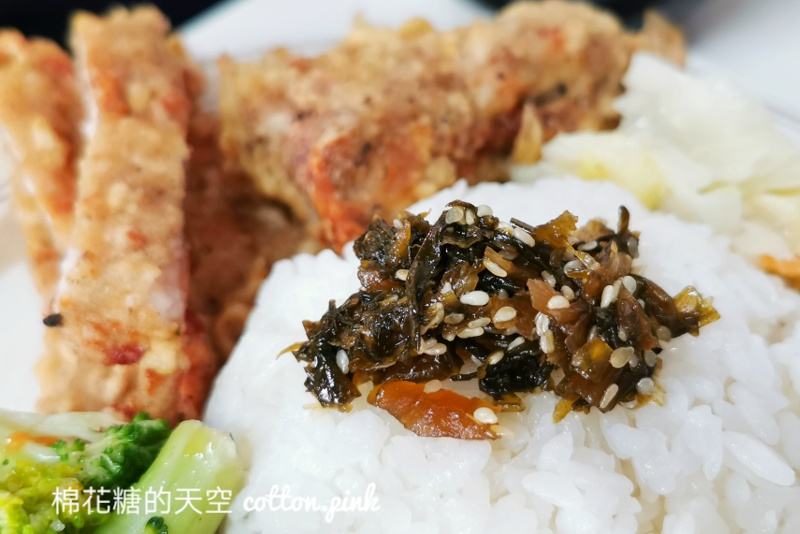 師承台中老店風味～28街排骨飯重新出發！中美街又多一家必吃美味～