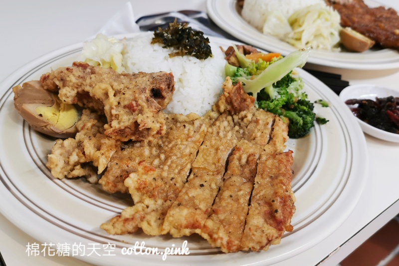 師承台中老店風味～28街排骨飯重新出發！中美街又多一家必吃美味～