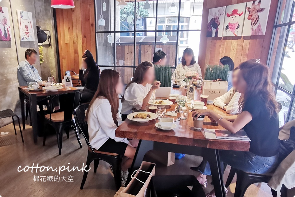 台中人氣早午餐最新活動牛排免費送！春三朝午近逢甲～少見毛巾蛋糕好吃推薦