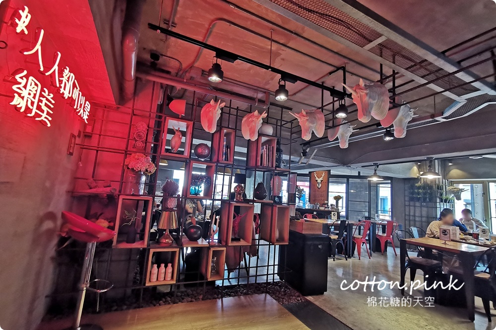 台中人氣早午餐最新活動牛排免費送！春三朝午近逢甲～少見毛巾蛋糕好吃推薦