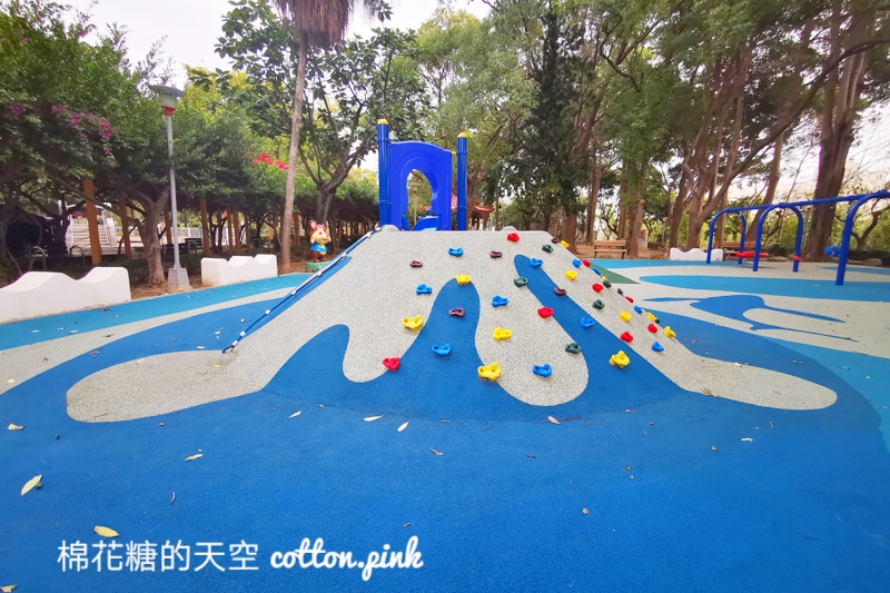 台中小公園裡有Q版迷你富士山?潭子老公園全新改裝超可愛~ 台中小公園裡有Q版迷你富士山?潭子老公園全新改裝超可愛~