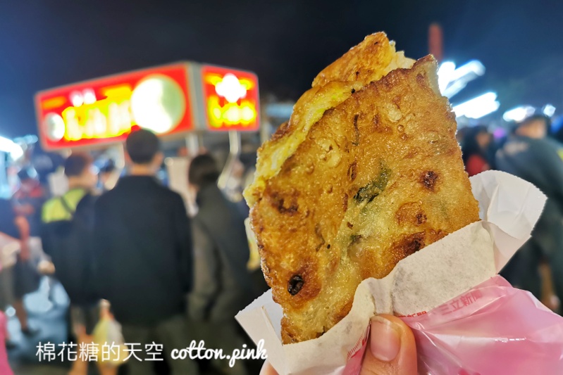 台中大雅夜市超人氣蔥油餅～假日想吃林江蔥油餅等半小時起跳！