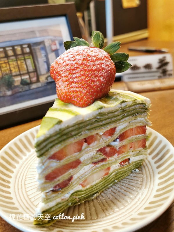 豐原"葉店"賣咖啡！季節限定新鮮草莓千層超多料！