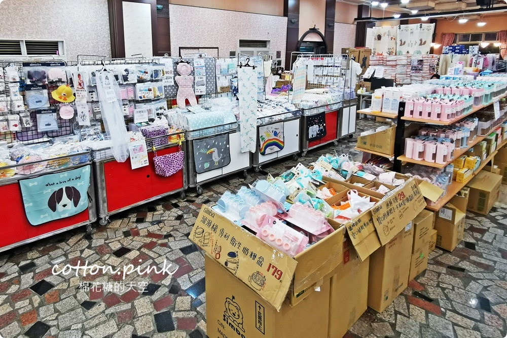 只有十天！台中大肚品牌球鞋特賣～球星款球鞋加碼兩雙八折！運動服飾三件1000元、童鞋同步下殺優惠中～