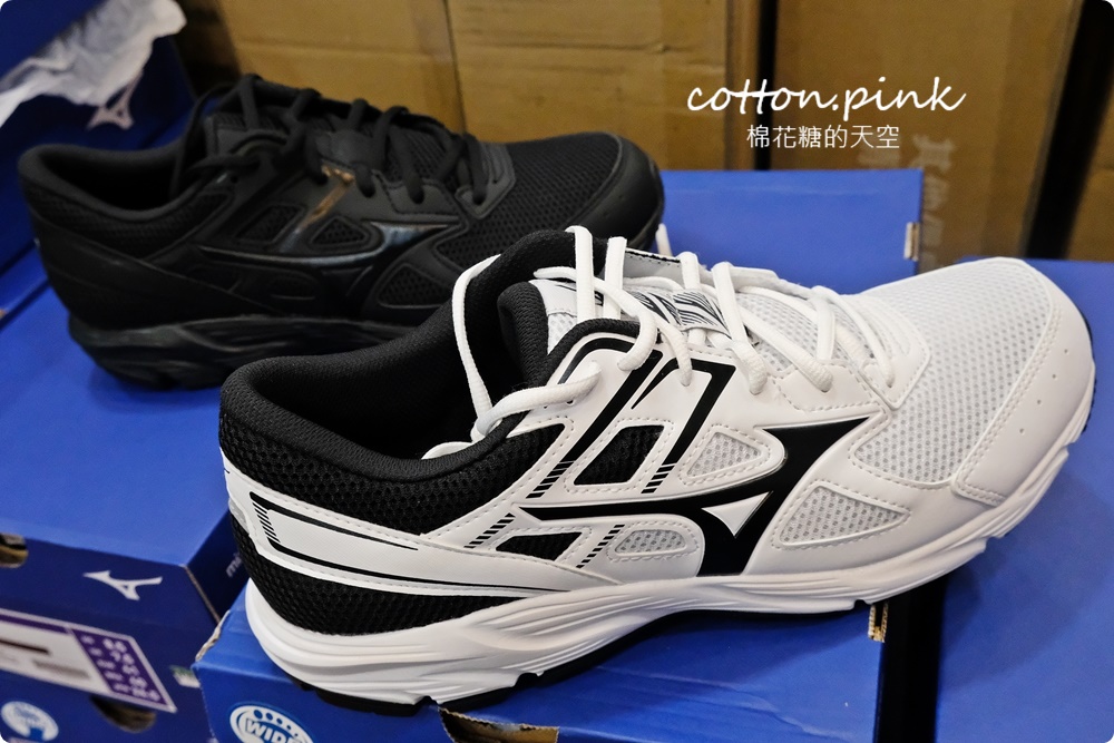 只有十天！台中大肚品牌球鞋特賣～球星款球鞋加碼兩雙八折！運動服飾三件1000元、童鞋同步下殺優惠中～
