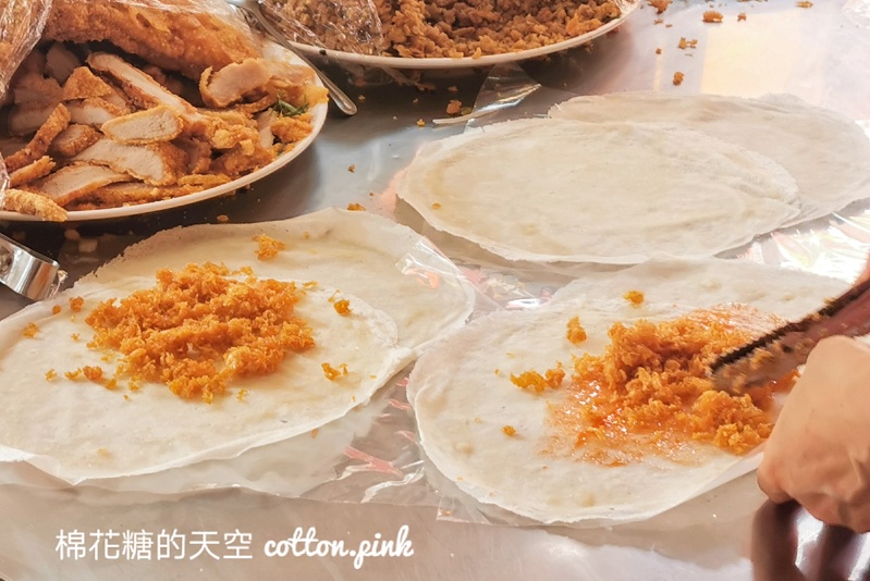 第五市場排隊必吃美食-台中游記潤餅秘密武器是這個！