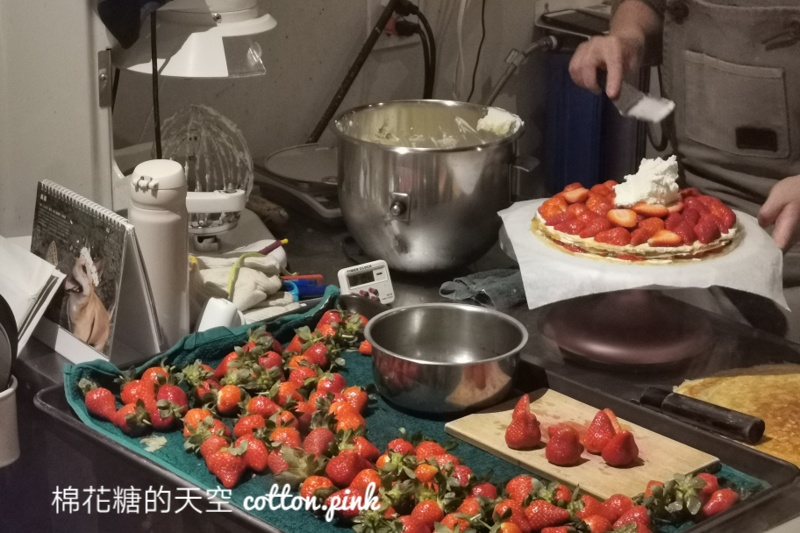 大甲巷弄咖啡館位置低調人氣高～招牌布丁超好吃！布魯本咖啡草莓千層倒數中