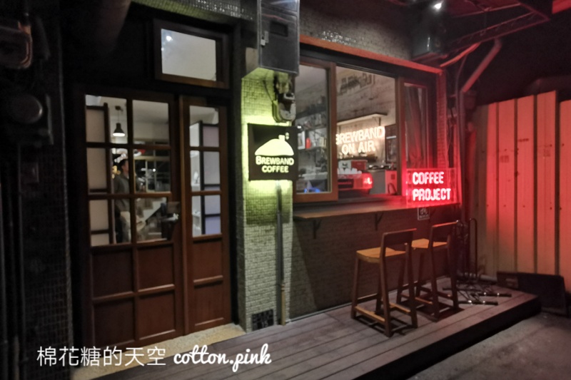 大甲巷弄咖啡館位置低調人氣高～招牌布丁超好吃！布魯本咖啡草莓千層倒數中
