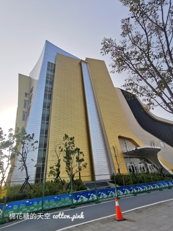 中台灣電影中心即將落成！外觀絢麗必定成為最新打卡景點～就在水湳智慧城