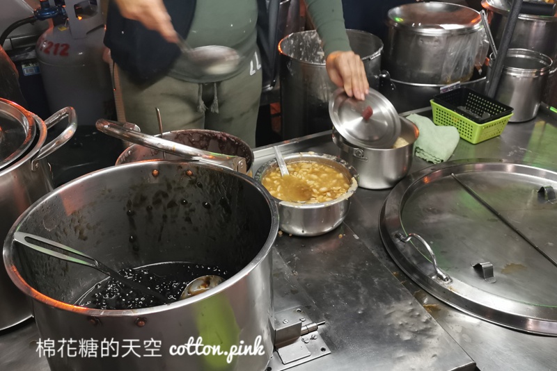 台中水湳必吃-三十年老店豆花入口即化超厲害!每天營業不到3個半小時 台中水湳必吃-三十年老店豆花入口即化超厲害!每天營業不到3個半小時