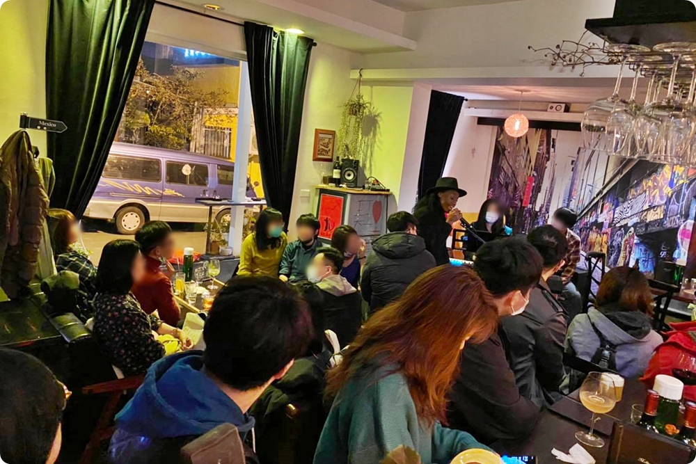 台中半日遊推薦行程|東海藝術街隱藏老店好好玩從早到晚好好玩！