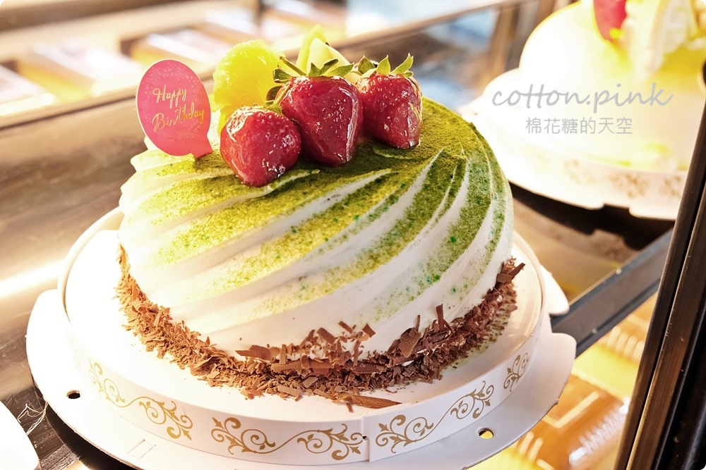 台中太平麵包店推薦|老店瑞達香大推最新抹茶桂圓蛋糕～生日蛋糕超平價