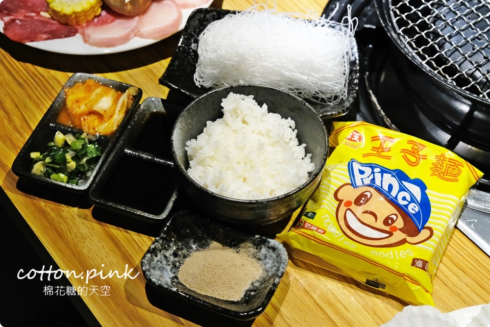 台中逢甲巷子裡燒肉火鍋吃到飽、套餐菜單多選擇！秋今醉日本和牛套餐超划算～