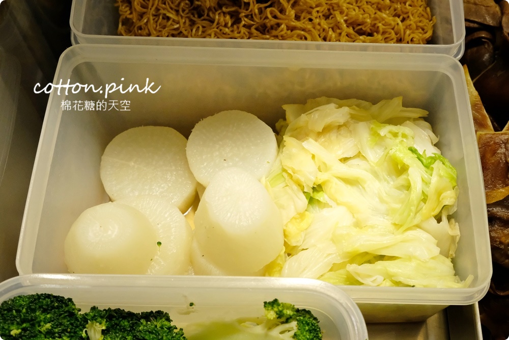 台中夜市老攤滷味升級版!北平路上最新“想滷味”招牌溏心蛋爆漿啦!必吃限量滷泡麵~ 台中夜市老攤滷味升級版!北平路上最新“想滷味”招牌溏心蛋爆漿啦!必吃限量滷泡麵~