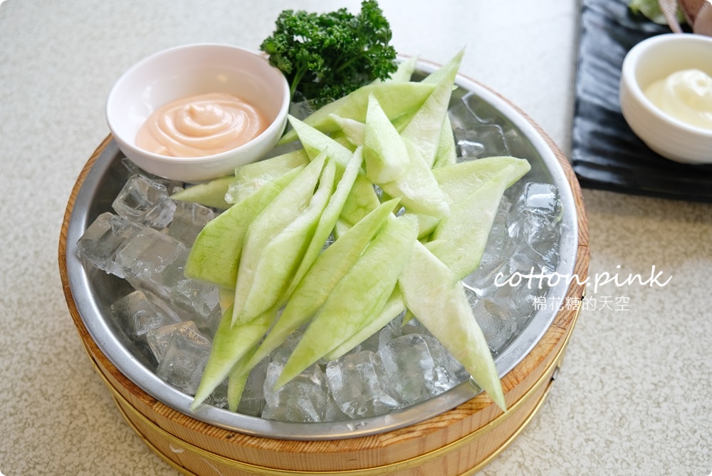 澎湖海鮮餐廳推薦|下船走路三分鐘就到！臨海樓多種澎湖在地料理不能錯過