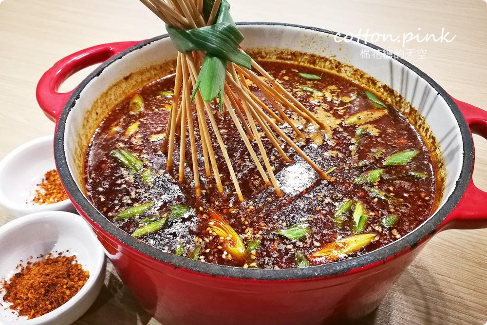 澎湖海鮮餐廳推薦|下船走路三分鐘就到！臨海樓多種澎湖在地料理不能錯過