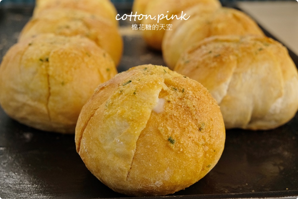 台中糖印麵包爆漿生乳包必吃推推!人氣肉桂捲沒預約買不到啊~ 台中糖印麵包爆漿生乳包必吃推推!人氣肉桂捲沒預約買不到啊~
