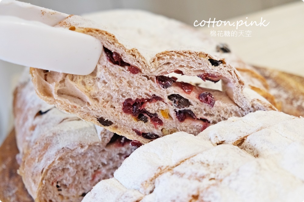 台中糖印麵包爆漿生乳包必吃推推!人氣肉桂捲沒預約買不到啊~ 台中糖印麵包爆漿生乳包必吃推推!人氣肉桂捲沒預約買不到啊~