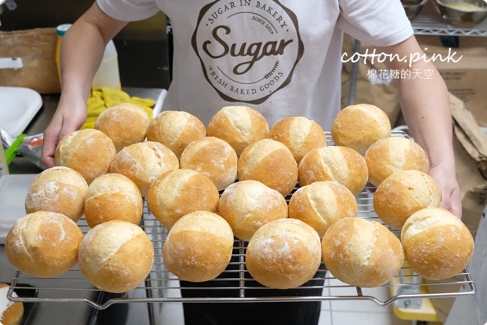 台中糖印麵包爆漿生乳包必吃推推!人氣肉桂捲沒預約買不到啊~ 台中糖印麵包爆漿生乳包必吃推推!人氣肉桂捲沒預約買不到啊~