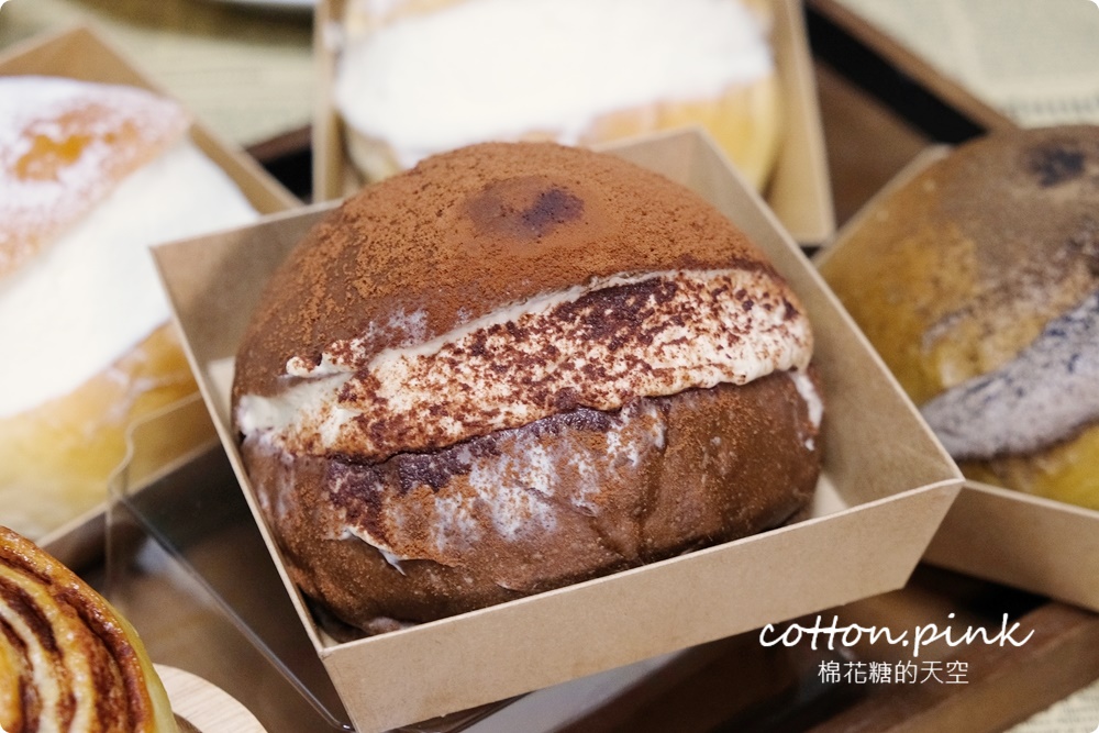 台中糖印麵包爆漿生乳包必吃推推!人氣肉桂捲沒預約買不到啊~ 台中糖印麵包爆漿生乳包必吃推推!人氣肉桂捲沒預約買不到啊~