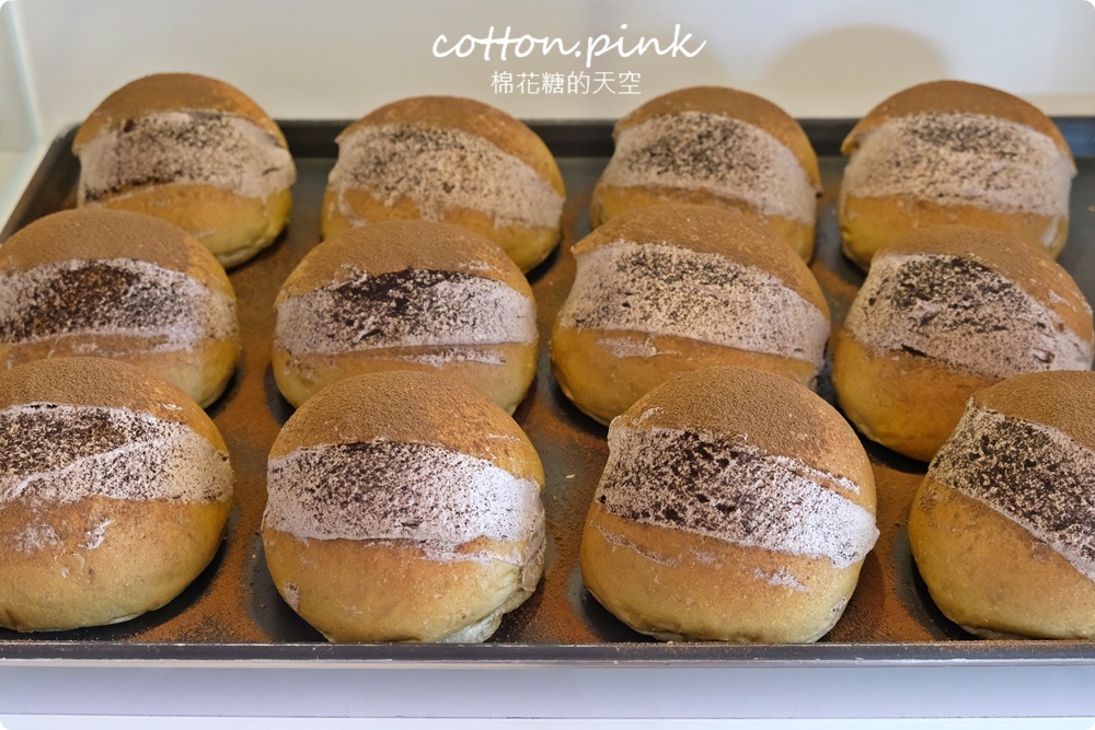 台中糖印麵包爆漿生乳包必吃推推!人氣肉桂捲沒預約買不到啊~ 台中糖印麵包爆漿生乳包必吃推推!人氣肉桂捲沒預約買不到啊~