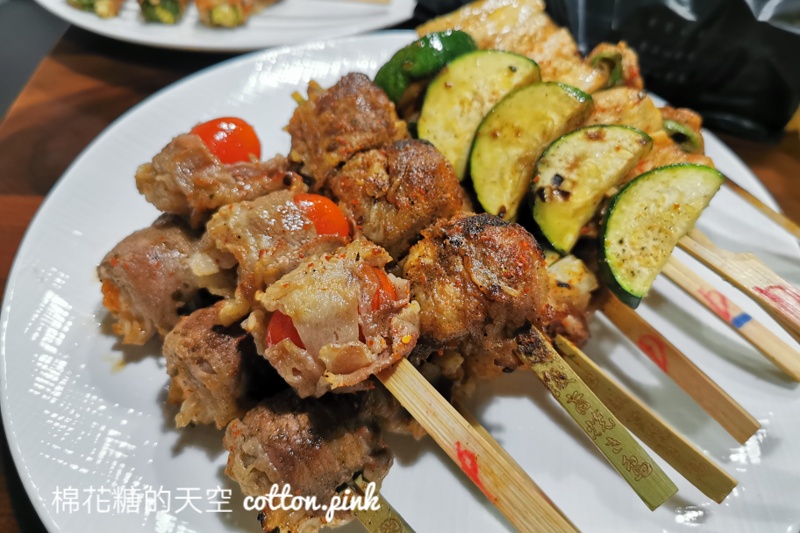 逢甲人氣串燒-激旨燒鳥防疫外帶套餐平日打六折！還有串炸、火鍋、蓋飯一次帶回家