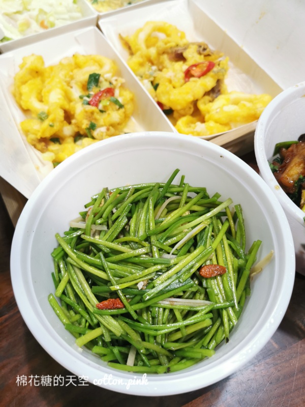 台中快炒推薦|阿奇海鮮每次經過都客滿～這一道菜大推