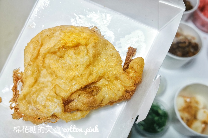 萬客什鍋獨享鍋198元還可搭配招牌炸蛋或鴨血，附送兩種水果超貼心～強烈建議提前訂