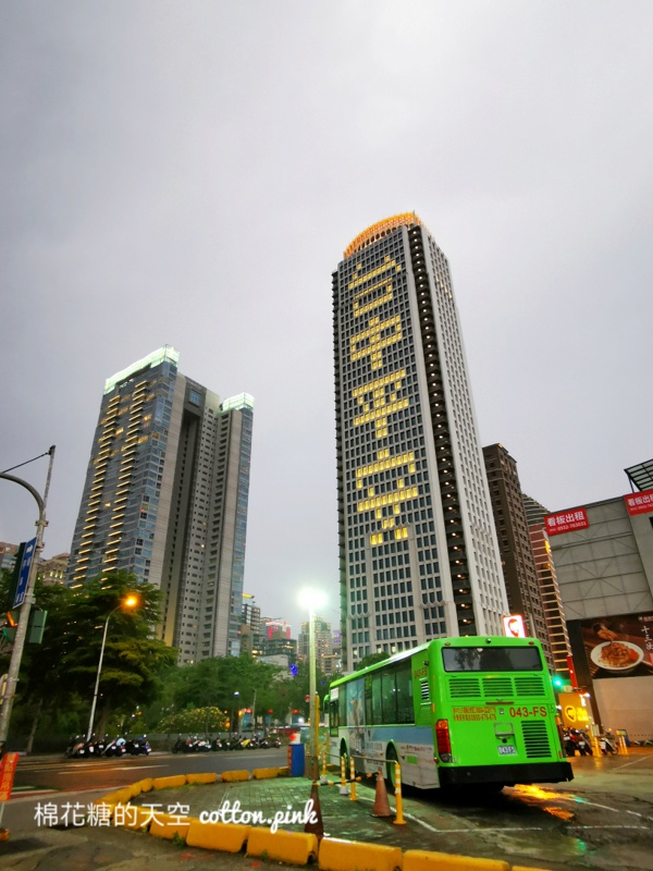 台中七期兩處高樓超暖心！台中加油、台中平安～陪大家一起努力！