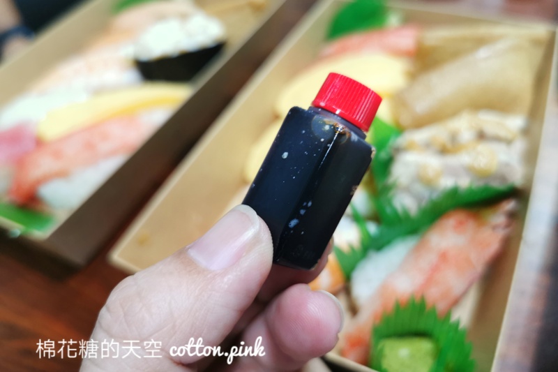 藏壽司外帶餐盒台中門市開賣了！柯南扭蛋不用靠人品～一盒送一顆！陸續開放詳細日期看這篇～