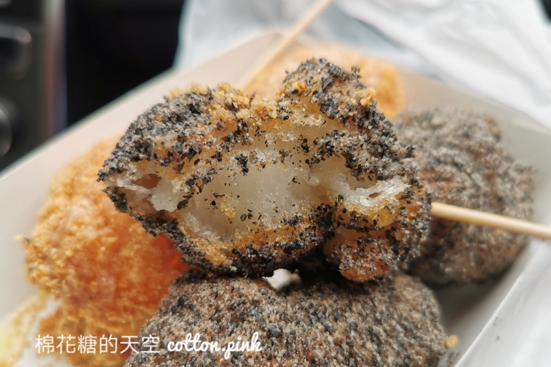 沙鹿必吃麻糬燒外酥內軟Q～好罪惡！多種口味還可以雙拼唷～