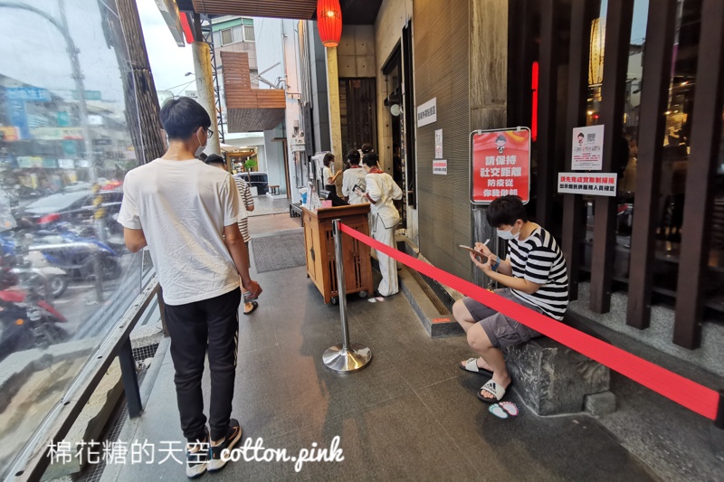 台中鼎王麻辣鍋外帶～個人獨享鍋內容大公開！超過十種配料超豐富～